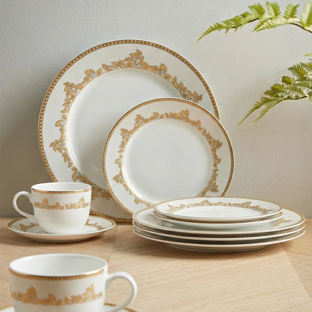 Vintage Dinner Set