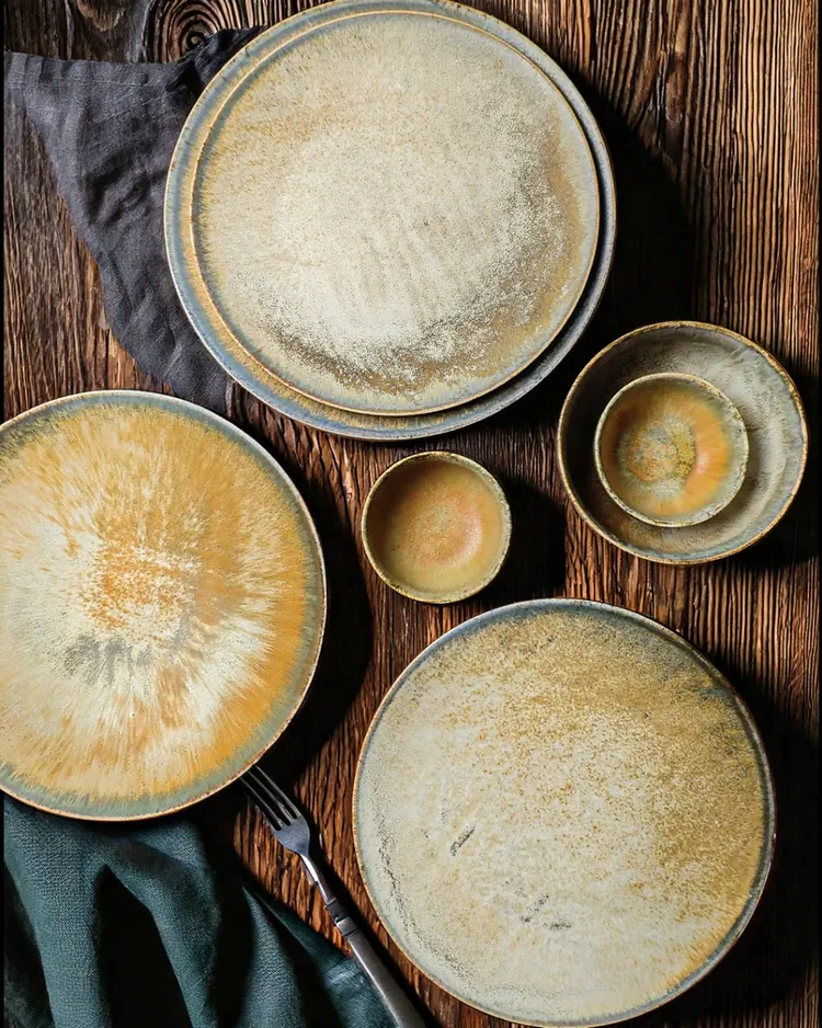 Rusty Glaze 26 Pieces Dinner Set - (Rustic Texture)