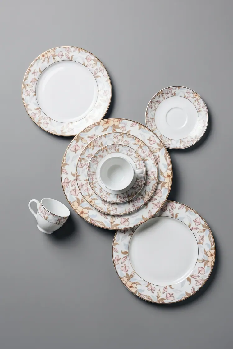 32 Pieces Bone China Dinner Set - Blossom