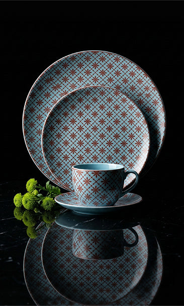 Retro Dinner Set